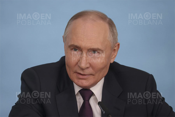 Putin aprueba doctrina que permite a Rusia una respuesta nuclear