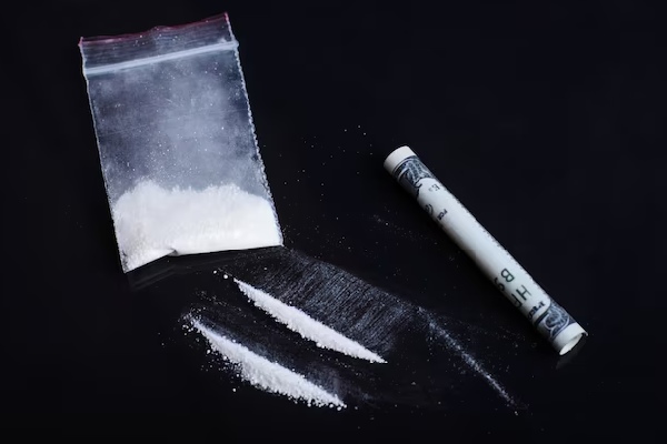 Detienen en España a un hombre que tuvo casi 17 kilogramos de cocaína en su maleta