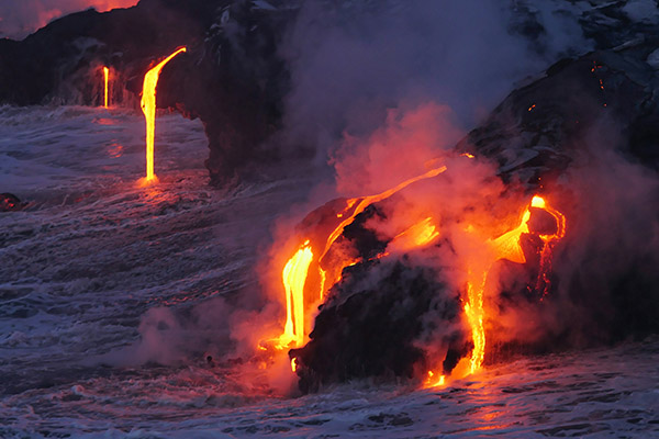 Las impresionantes imágenes de la nueva erupción del volcán Kilauea
