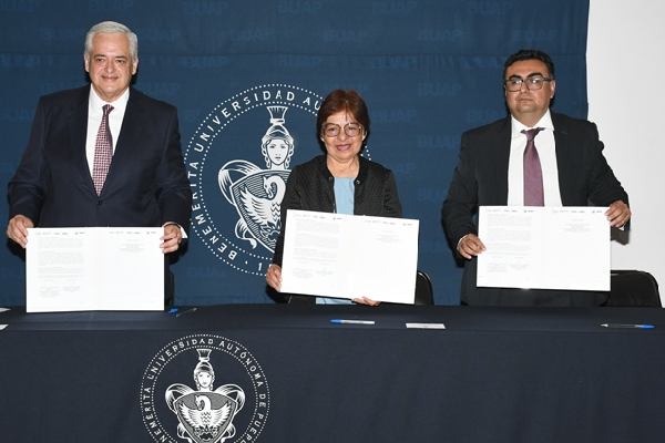 Signan convenio BUAP e ISSSTEP en materia académica, científica y tecnológica