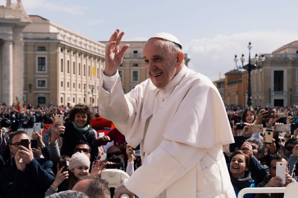 El pontífice del cambio: las transformaciones de Francisco en el Vaticano