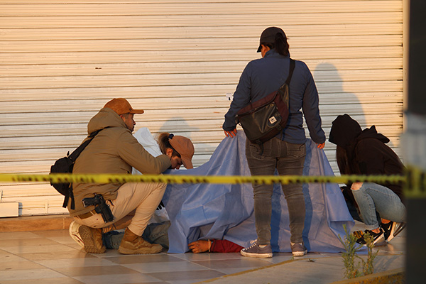 Misterioso homicidio en San Manuel: hombre muere apuñalado por la espalda