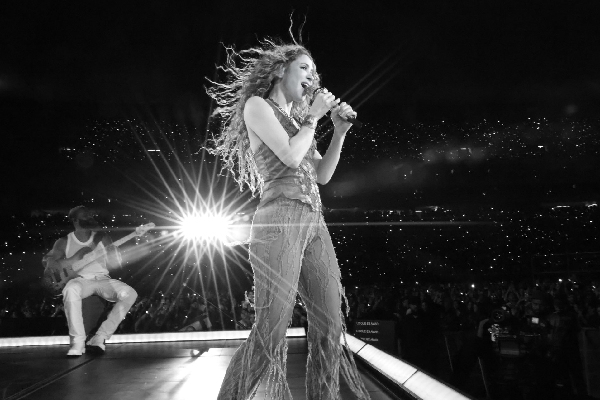 Shakira genera impacto millonario en EU con su gira “Las mujeres ya no lloran”