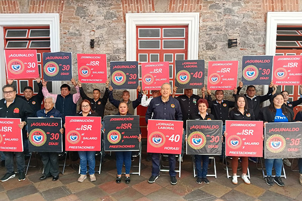 Encabezarán Alejandro Armenta y Leobardo Soto el desfile del Día del Trabajo