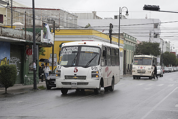 Asaltos “imparables”: la inseguridad va sin freno en el transporte público de Puebla