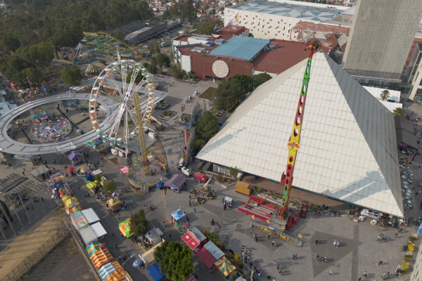 $1,600 necesita una familia de 4 para divertirse “un poquito” en la Feria