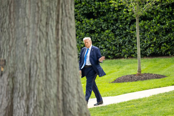 EU dejará de bombardear a hutíes tras promesa de tregua del grupo, dice Trump