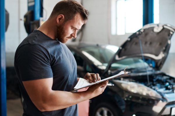 ¿Cómo saber si el auto necesita cambio de amortiguadores?