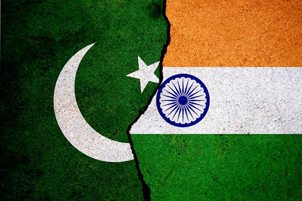 Se recrudece la tensión entre India y Pakistán. ¿Cómo se originó este conflicto?