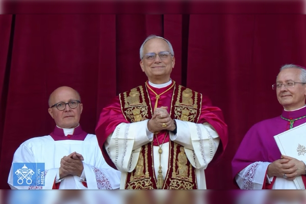 León XIV llama a la paz entre los pueblos: “el mal no prevalecerá”
