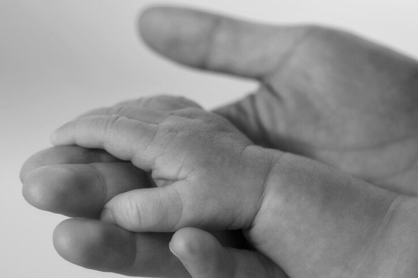 El lado invisible del Día de las Madres: enfermedades, violencia y abandono