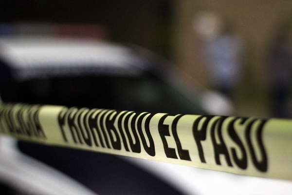 Dos militares resultan baleados en asaltos separados