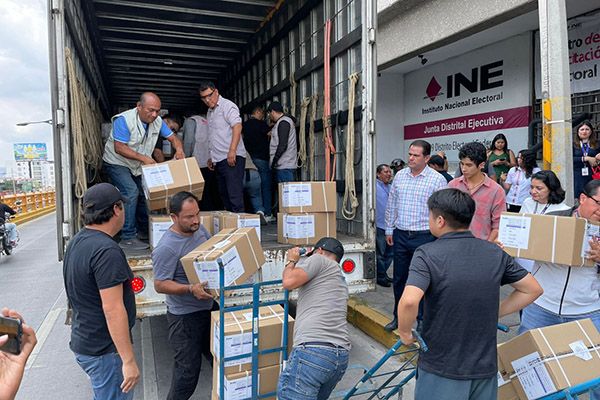 Recibe INE Puebla boletas electorales para elección judicial