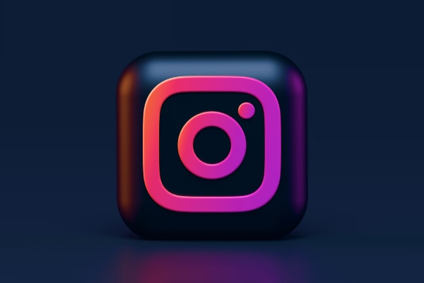 León XIV llega a Instagram y reitera presencia en redes sociales