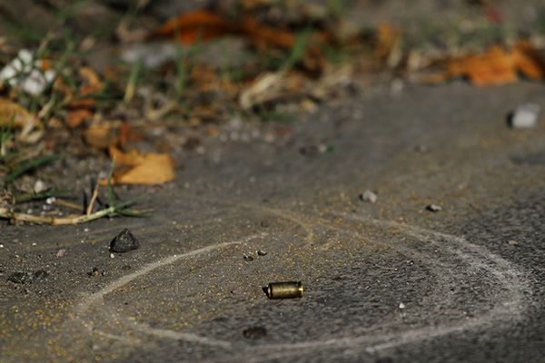 Muere militar baleado en asalto a cuentahabiente en Plaza Kentro