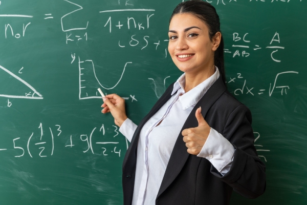 Menos maestros, más vacantes: La crisis que acecha a la educación global