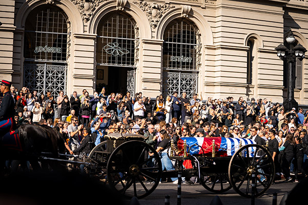 Comienza en Uruguay cortejo fúnebre del expresidente Pepe Mujica