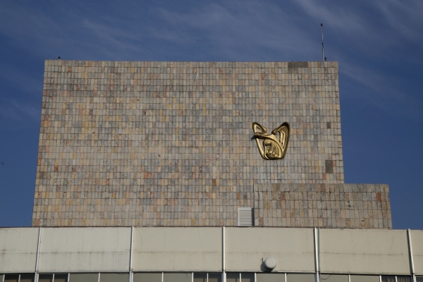¿Mejor que el Seguro Popular? La promesa de Sheinbaum y la realidad del IMSS-Bienestar