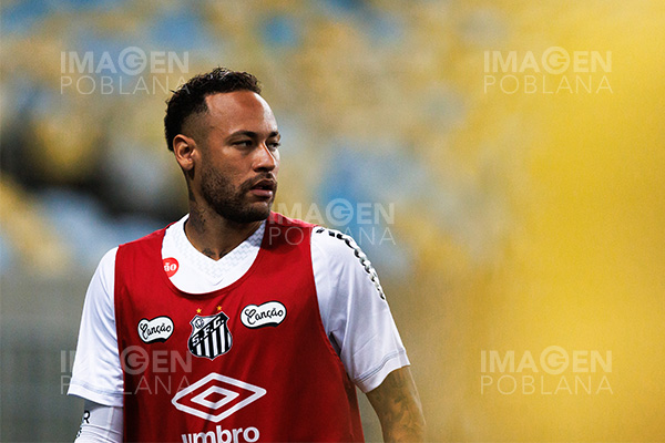 Lujo y ganancias millonarias sin jugar: así es el polémico contrato de Neymar con Santos