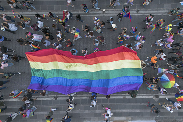 Morenistas pretenden obstaculizar la Marcha Gay, acusan