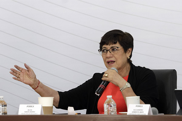 Atiende gobierno estatal problemática de transporte público y mercantil en Teziutlán