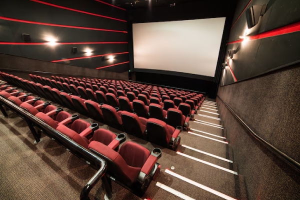 "Destino Final", más real que nunca: techo de un cine se desploma en plena función