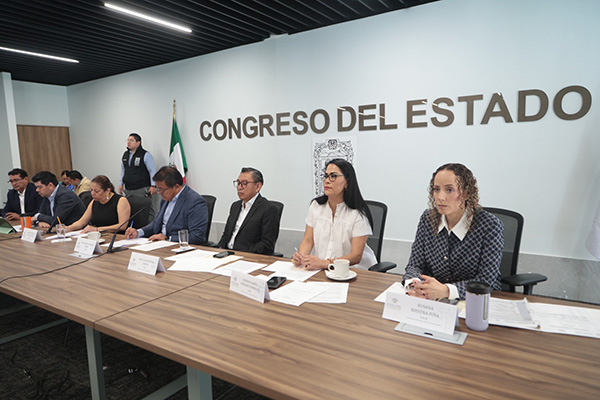 Comisión del Congreso aprueba reformas para armonizar la Constitución local con la federal