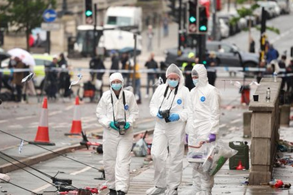 Ascienden a 65 los heridos en el atropello en Liverpool
