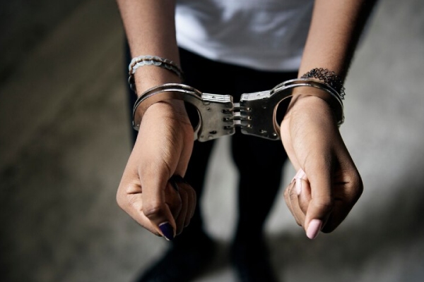La sentencian a cadena perpetua por matar a su amigo en un "juego sexual"