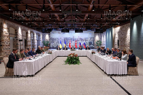 Rusia ofrece a Ucrania reunirse en Estambul el 2 de junio