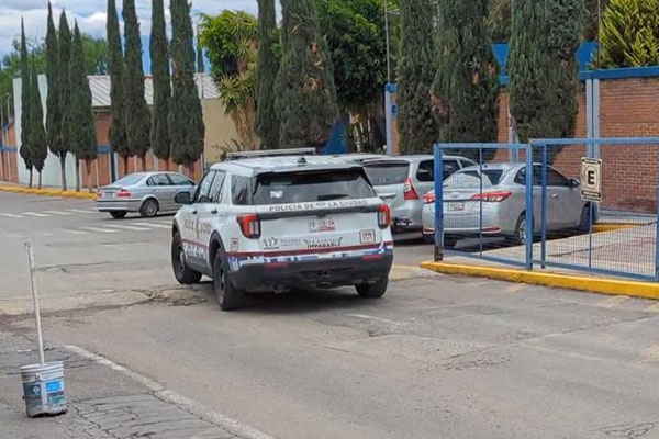 Falsa alarma de bomba provoca movilización en el Colegio Esparza
