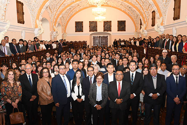 Caminaremos hacia una misma meta, consolidar a la institución: Lilia Cedillo