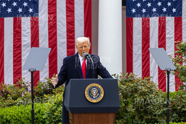 Tribunal comercial prohíbe a Trump imponer aranceles generalizados
