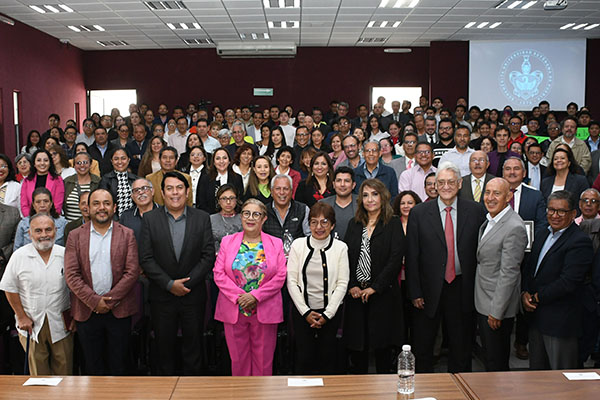 Contaduría, área importante del país que da certeza financiera: Lilia Cedillo