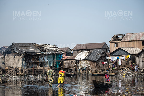 Suman 117 muertos por inundaciones en Nigeria