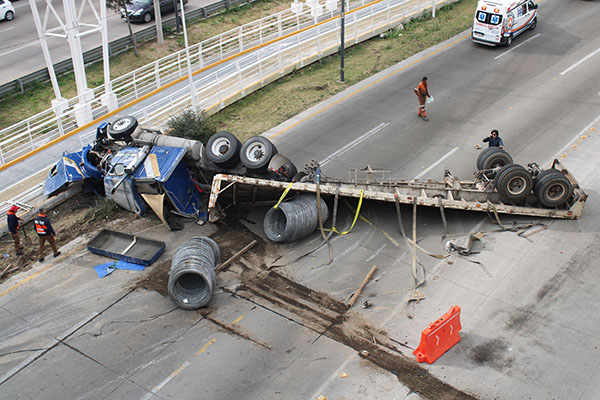 Periférico Ecológico, vialidad clave convertida en corredor de tragedias
