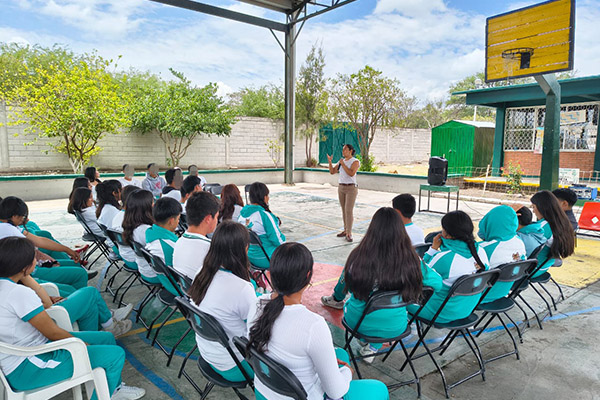 SEDIF promueve salud emocional en estudiantes del COBAEP 06