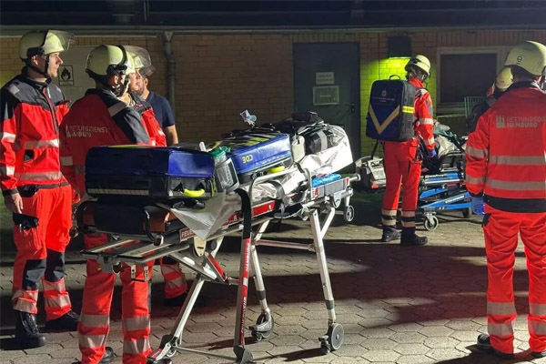Al menos tres muertos y 34 heridos por incendio en un hospital de Hamburgo