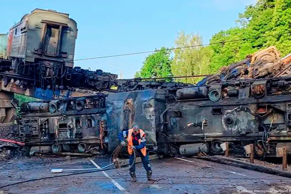 Rusia califica de terroristas los ataques a puentes en vías férreas de Briansk y Kursk
