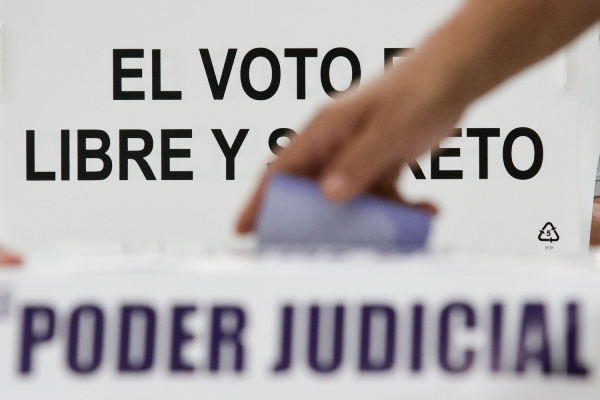 Robo de paquetes, amenazas y anomalías: así fue la elección judicial en México