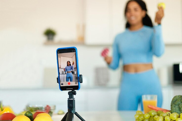 La peligrosa moda en TikTok de los consejos médicos sin respaldo