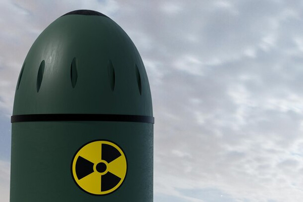 El número de ojivas nucleares activas en el mundo aumenta a 9,615, según RECNA