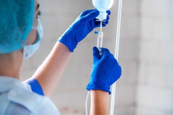 Extienden permiso humanitario a niña mexicana en EU para recibir tratamiento médico