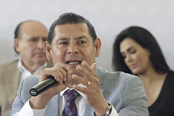 Gobernador Armenta pide corresponsabilidad a bikers respecto a "Ley Chaleco"