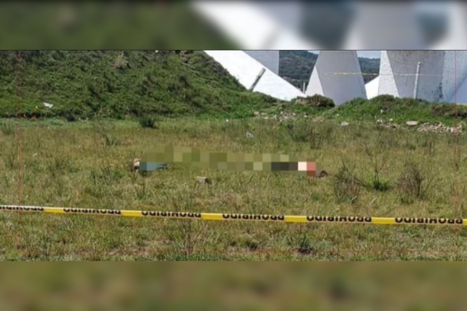 Hallan a pareja ejecutada a un costado de la Puebla-Orizaba