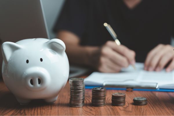 ¿Puedo retirar dinero de mi Afore? Lo que debes saber sin rodeos