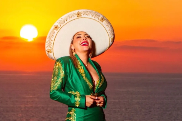 ¿Quién es Deyra Barrera? Se dio a conocer por cantar mal el Himno Nacional