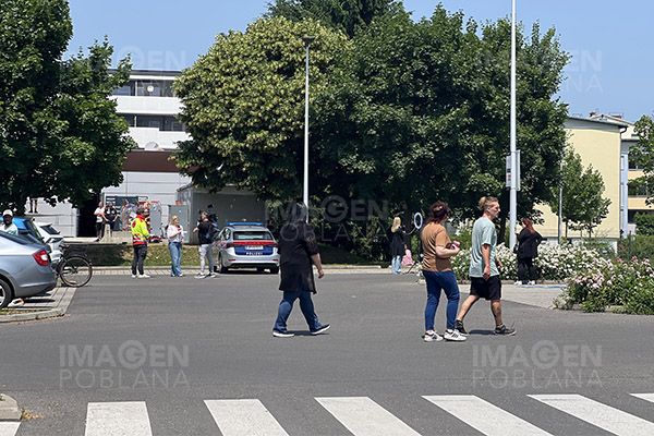 Ascienden a 10 los muertos por el tiroteo en una escuela en el sureste de Austria
