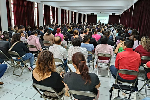 Para tener una mejor sociedad, SEDIF refuerza valores familiares en escuelas