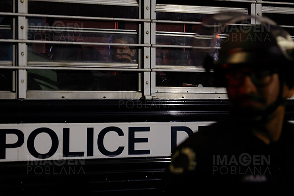 Múltiples detenciones durante el toque de queda en Los Ángeles